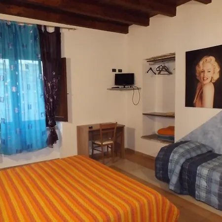 Bed & Breakfast La Taverna Del Gufo Sarule